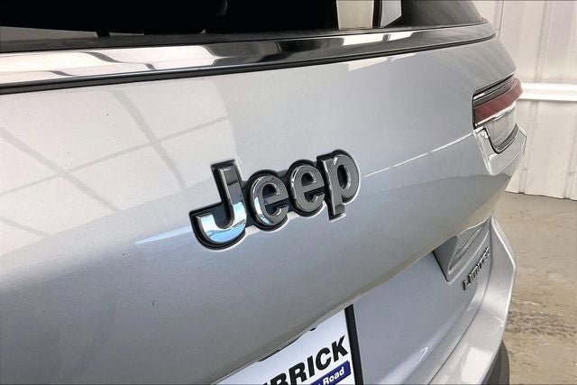 Used 2021 Jeep Grand Cherokee L Limited image 32