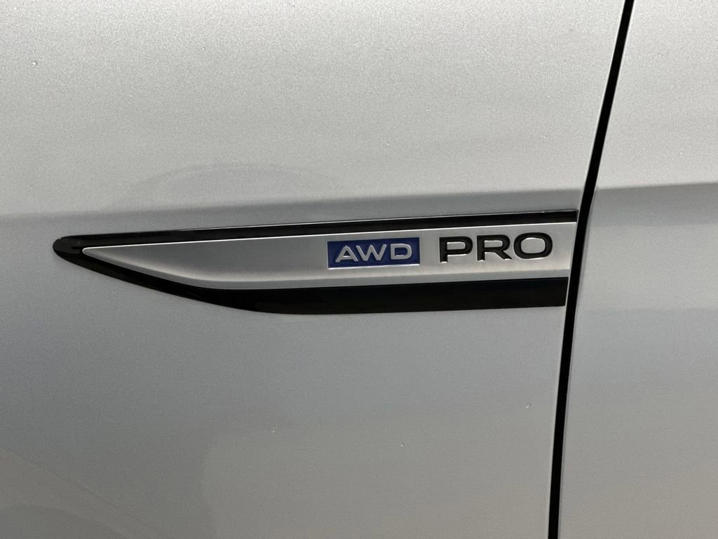 Used 2021 Volkswagen ID.4 Pro image 33