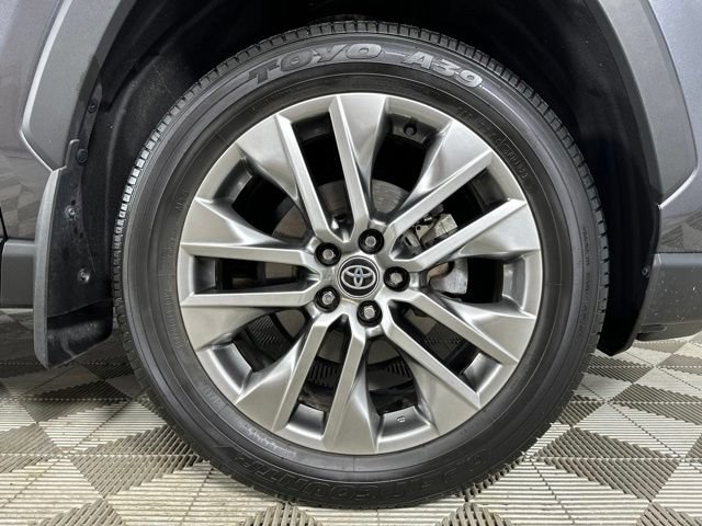 Used 2023 Toyota RAV4 XLE Premium AWD/4WD image 9