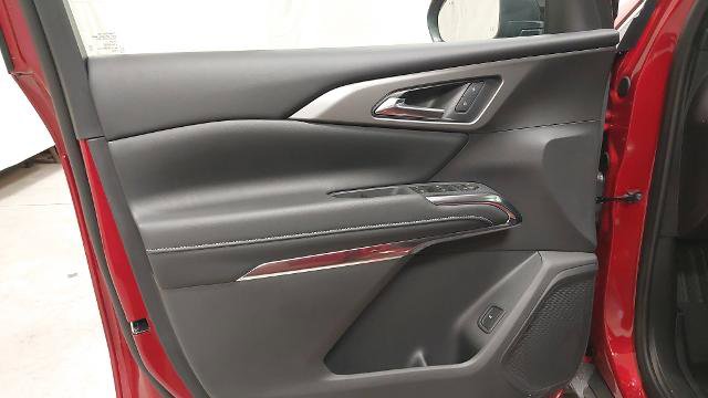 New 2026 Chevrolet Traverse LT w/ Sun and Wheel Package image 24