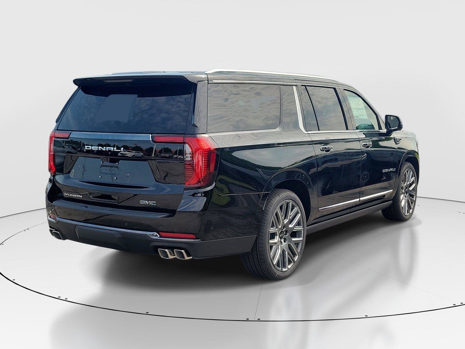 New 2026 GMC Yukon XL Denali Ultimate AWD/4WD image 4