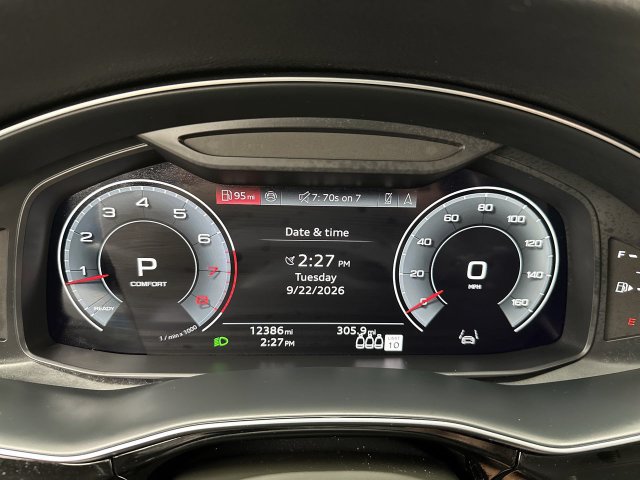 Used 2025 Audi Q8 Prestige AWD/4WD image 15