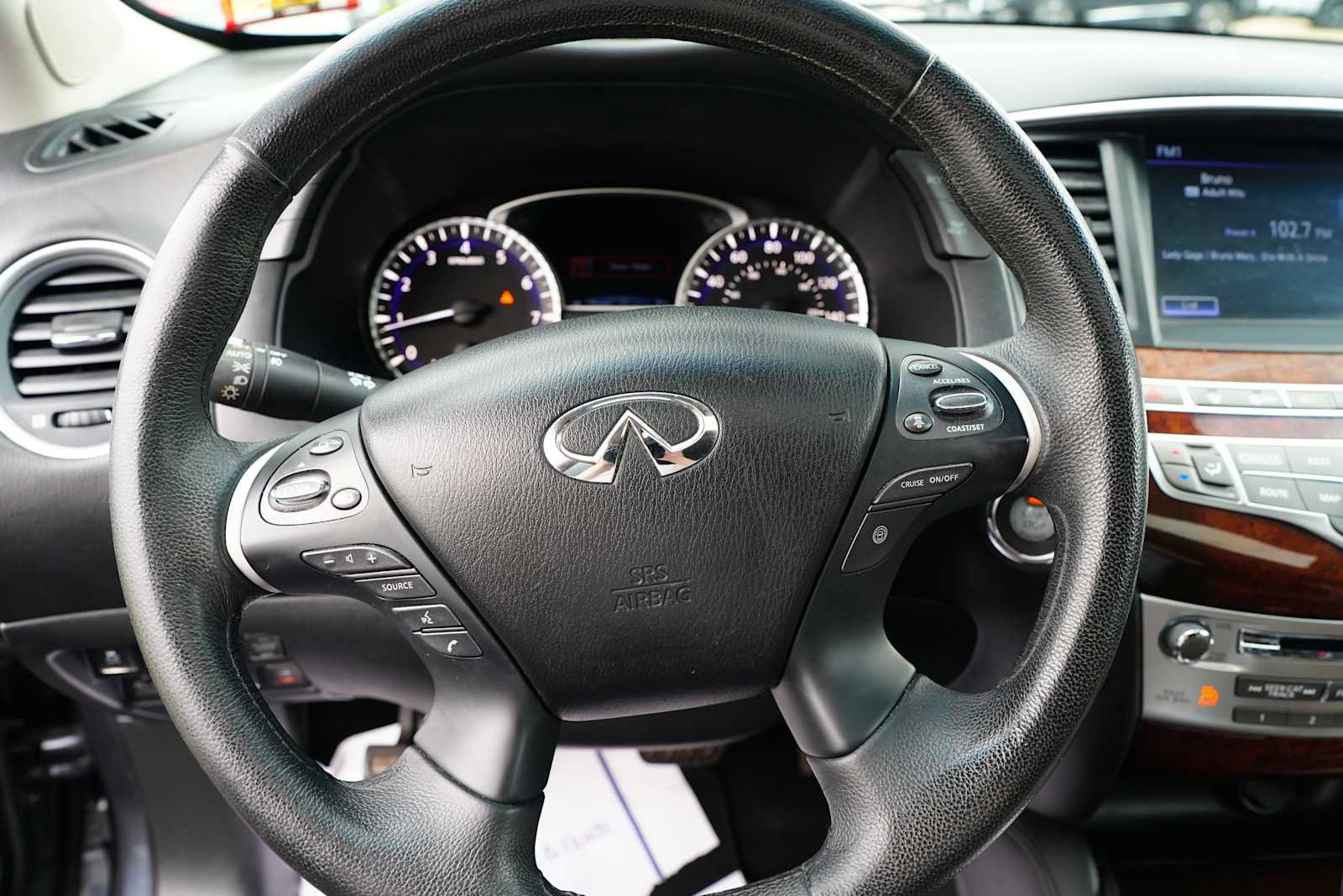 Used 2013 INFINITI JX35 AWD w/ Premium Pkg image 19