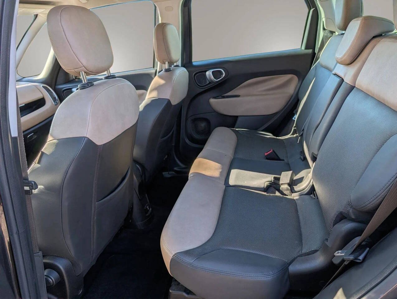 Used 2015 FIAT 500L Lounge FWD image 25