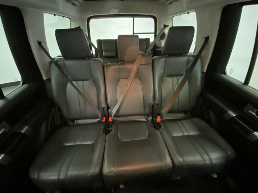 Used 2016 Land Rover LR4 HSE AWD/4WD image 32