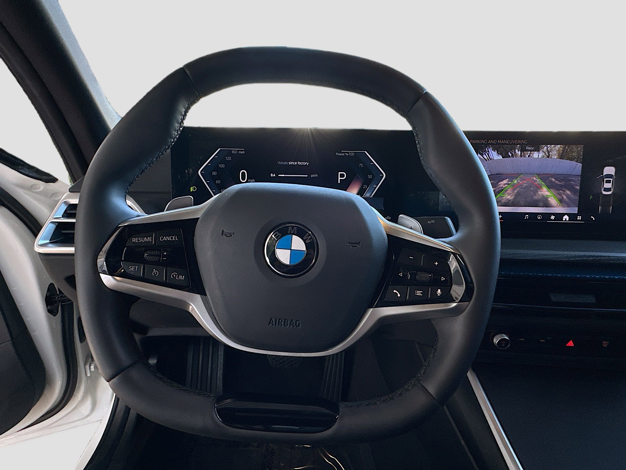 Used 2025 BMW 330i Sedan w/ M Sport Package image 11