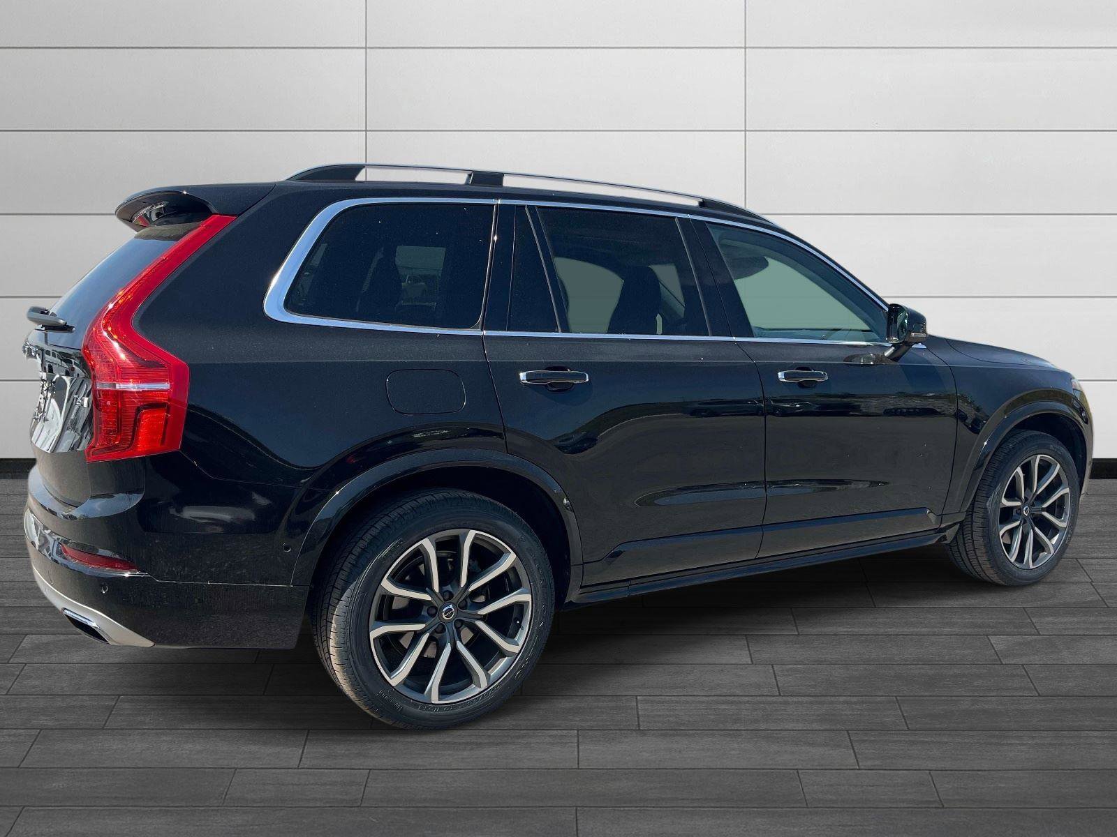 Used 2019 Volvo XC90 T6 Momentum w/ Advanced Package AWD/4WD image 3