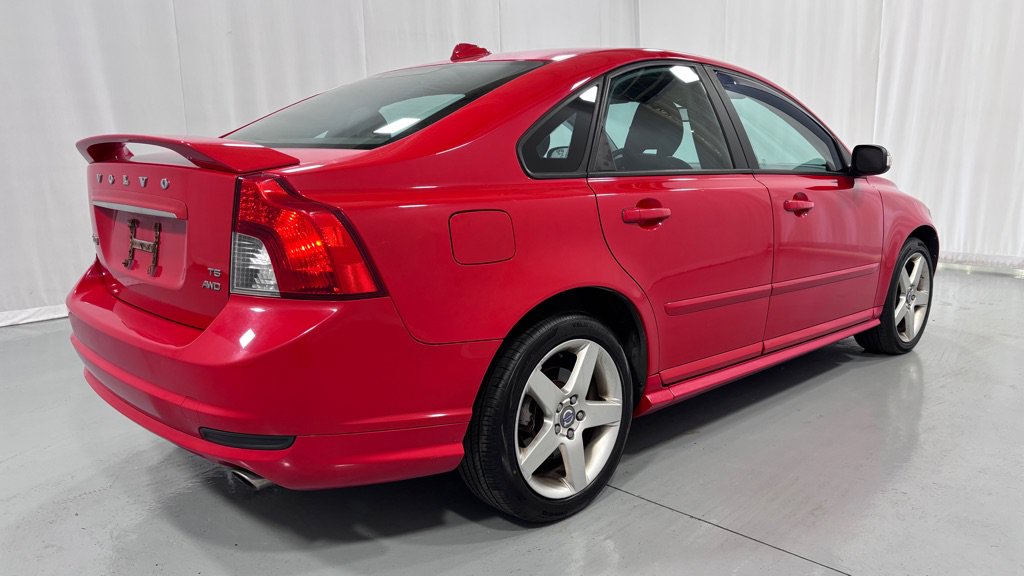 Used 2009 Volvo S40 T5 R-Design AWD/4WD image 5