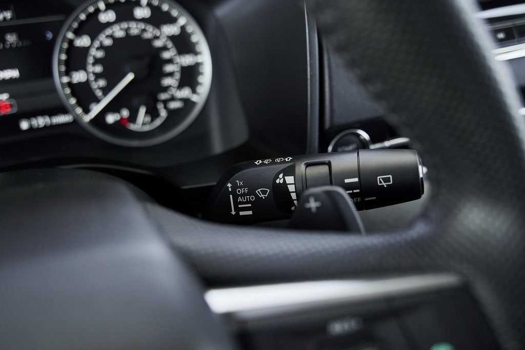 Used 2024 Mitsubishi Outlander SE image 38