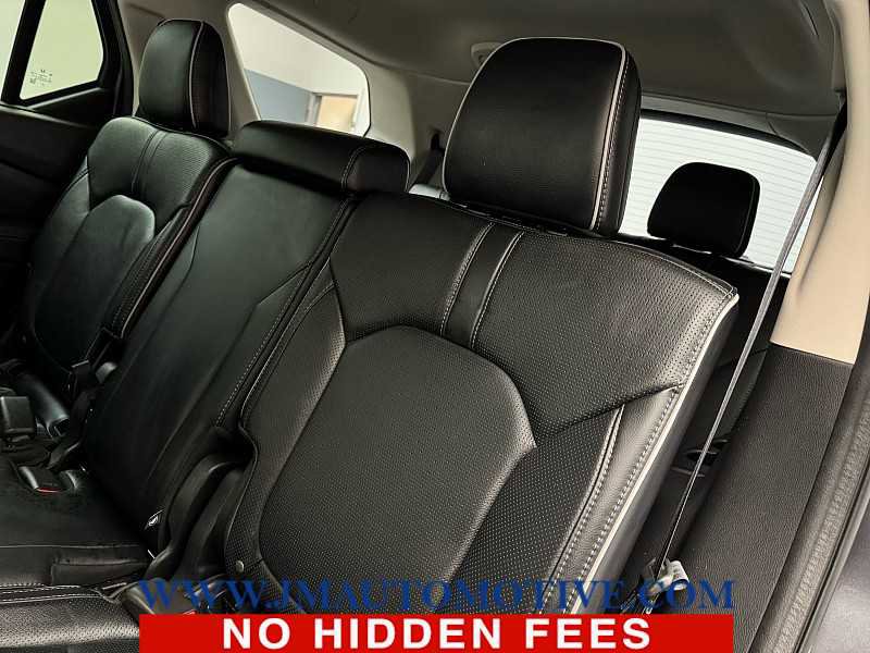Used 2023 Honda Pilot Elite image 16