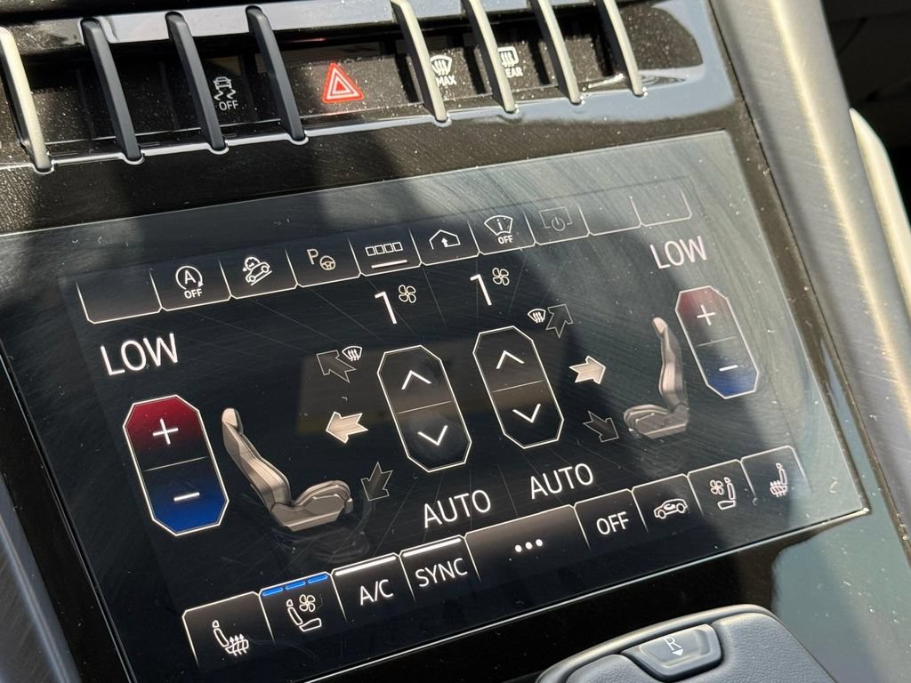 Used 2024 Lamborghini Urus S AWD/4WD image 33