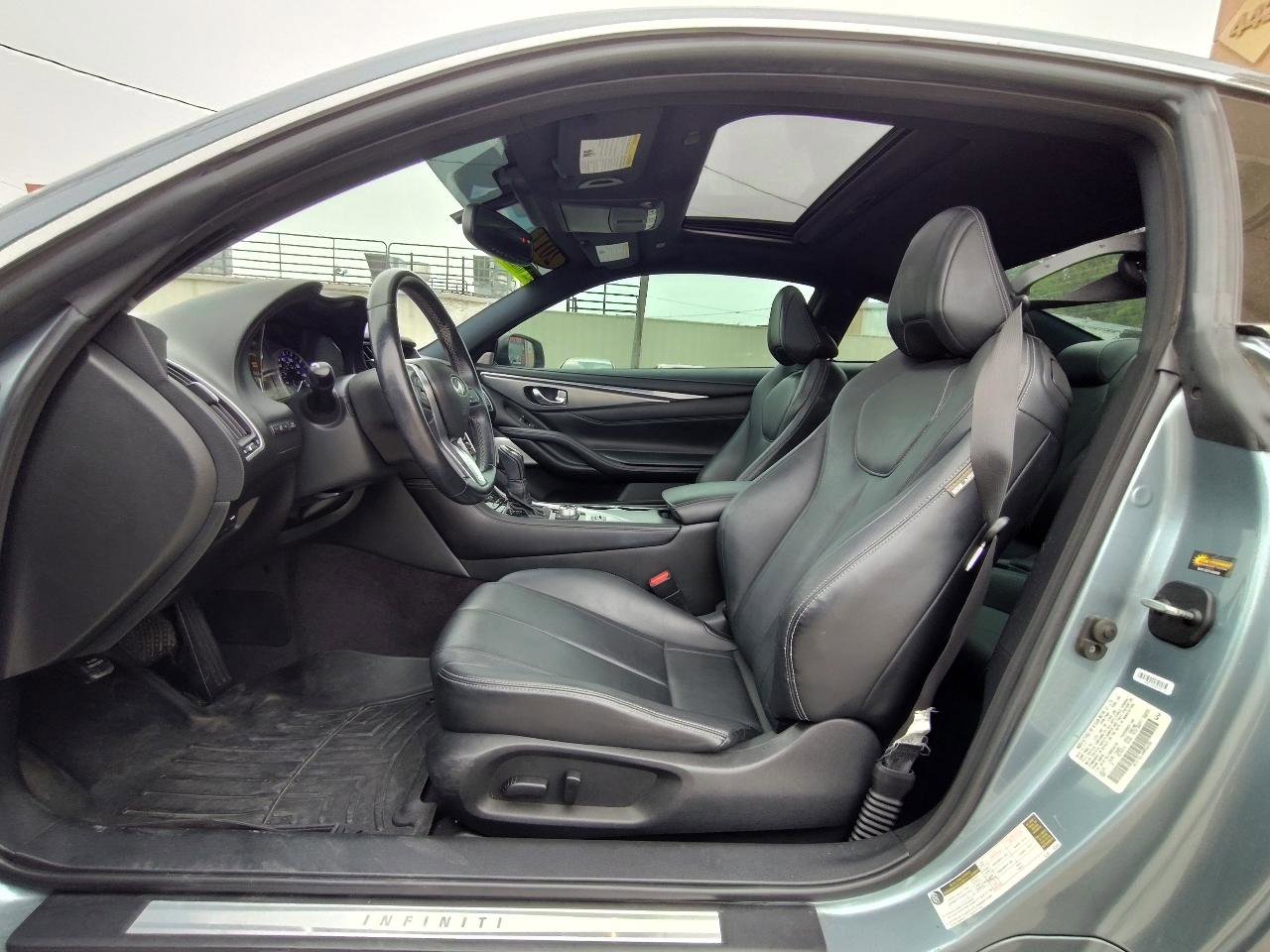 Used 2017 INFINITI Q60 3.0t AWD/4WD image 16