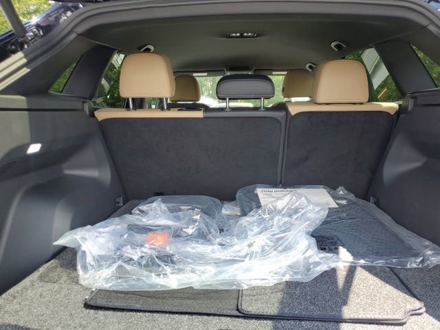 New 2026 Volkswagen Atlas Cross Sport SE image 8