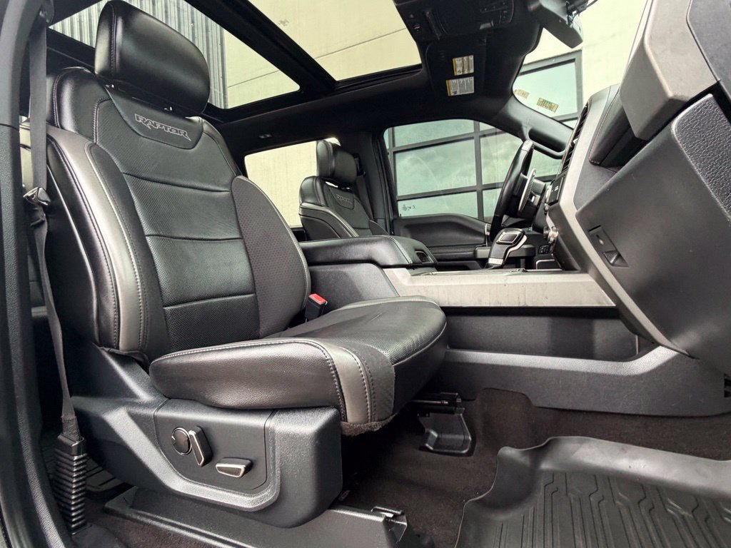 Used 2020 Ford F150 Raptor w/ Equipment Group 802A Luxury AWD/4WD image 21