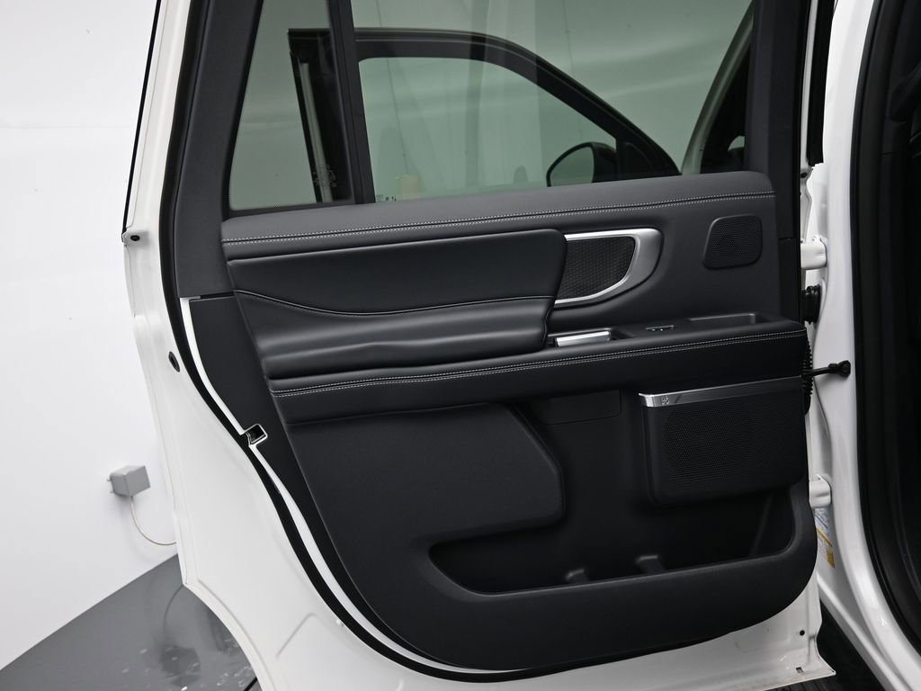 New 2025 Ford Expedition Max Platinum w/ Stealth Performance Package image 20