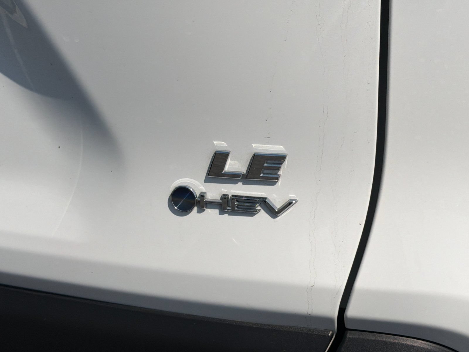 Used 2025 Toyota RAV4 LE AWD/4WD image 37