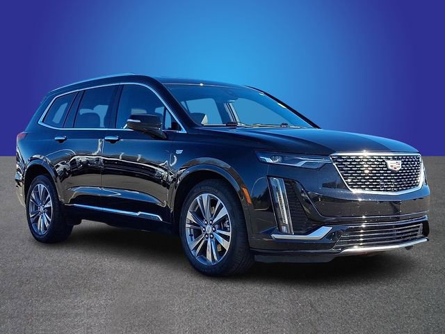 Used 2025 Cadillac XT6 Premium Luxury image 3