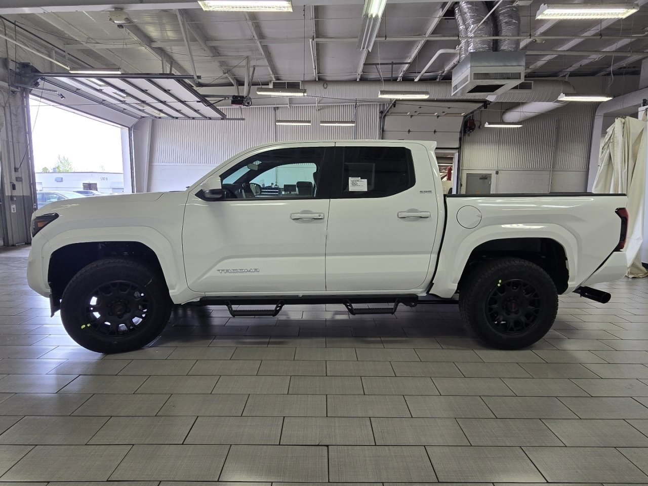 New 2026 Toyota Tacoma SR5 AWD/4WD image 12