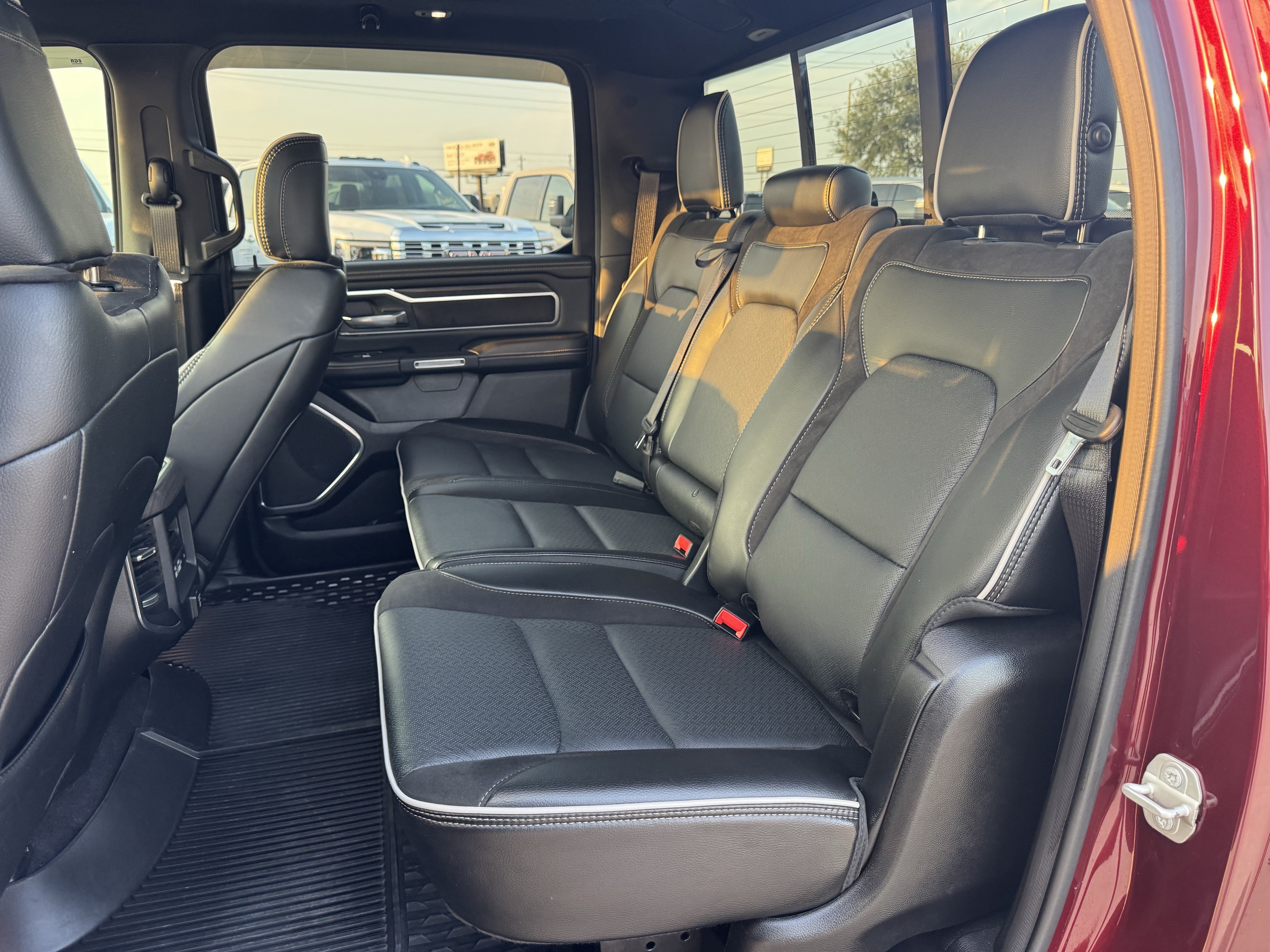 Used 2025 RAM 1500 Laramie w/ Laramie Southwest Edition AWD/4WD image 24