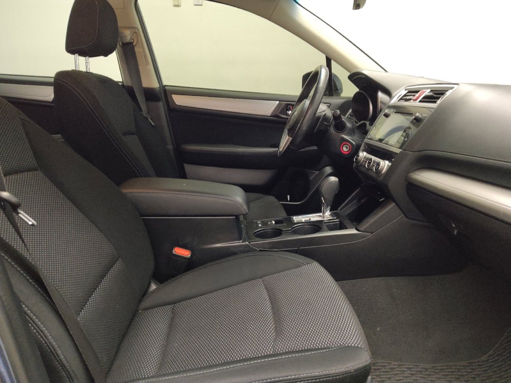 Used 2017 Subaru Outback 2.5i Premium image 21
