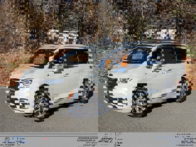 Certified 2021 Chrysler Pacifica Pinnacle