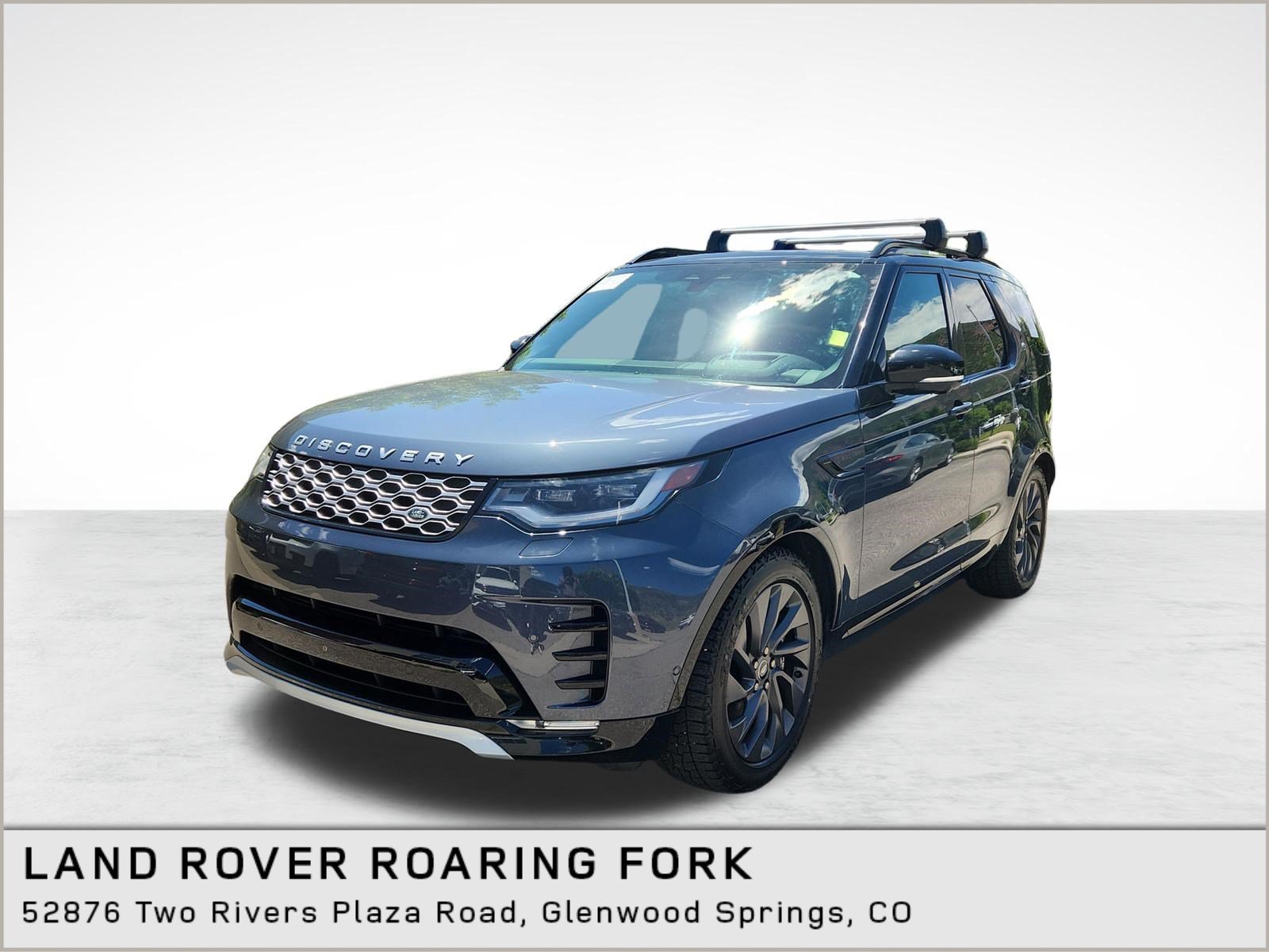 Used 2024 Land Rover Discovery Metropolitan Edition AWD/4WD image 1