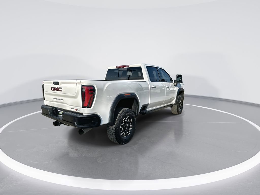 Used 2024 GMC Sierra 2500 AT4X image 8