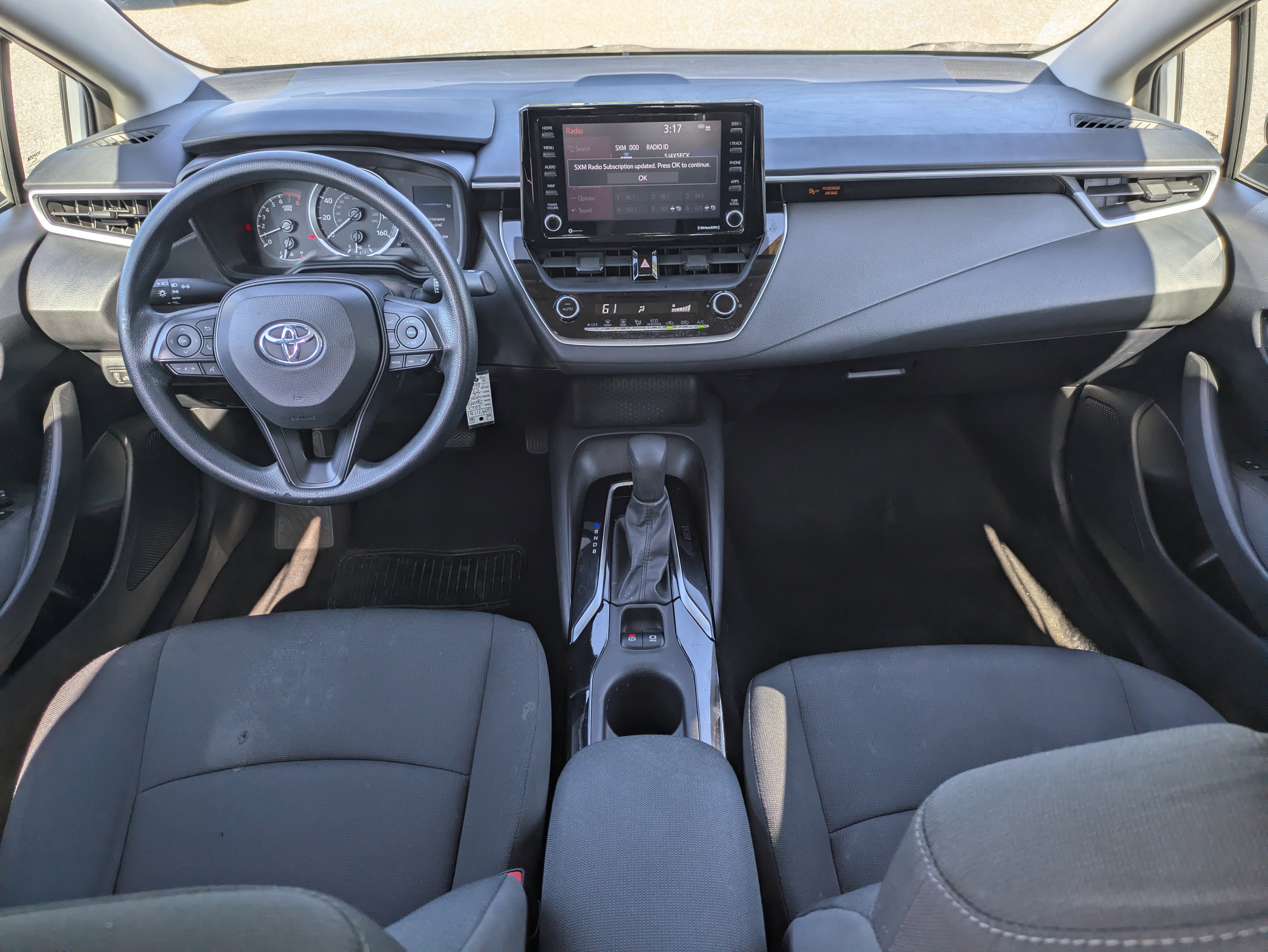 Used 2022 Toyota Corolla LE image 14