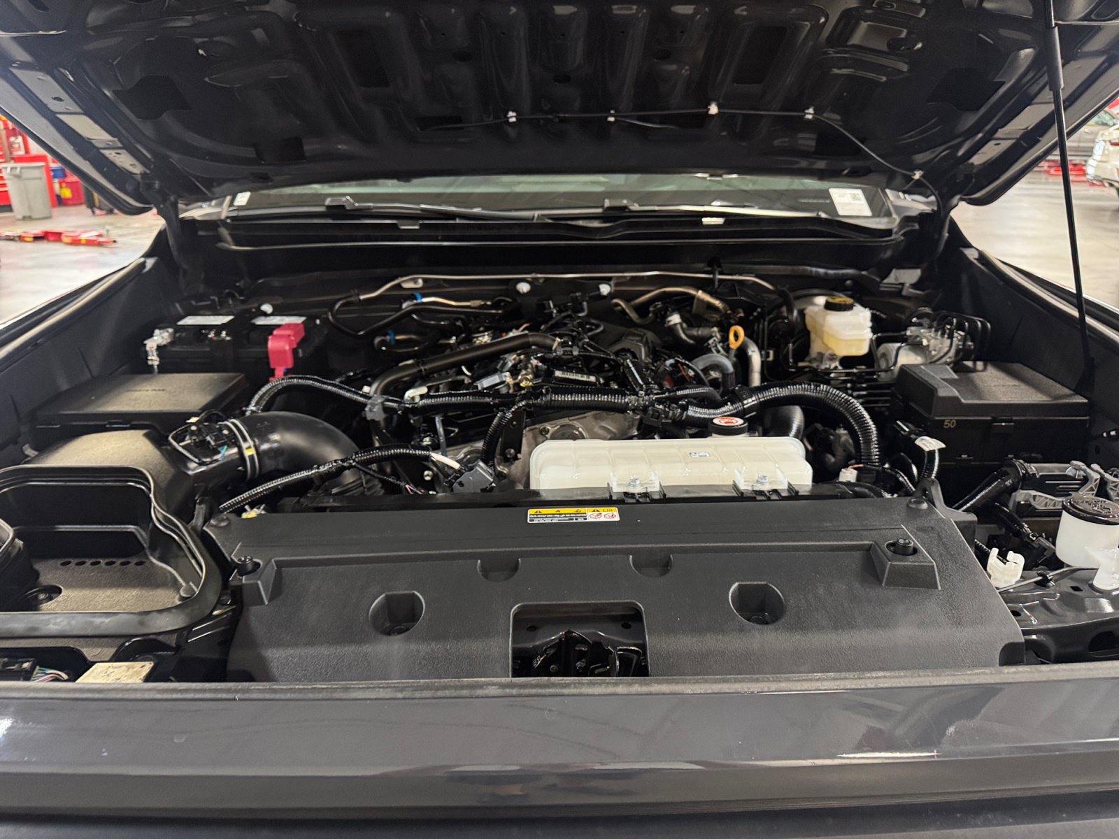 Certified 2025 Toyota Tacoma SR5 AWD/4WD image 21