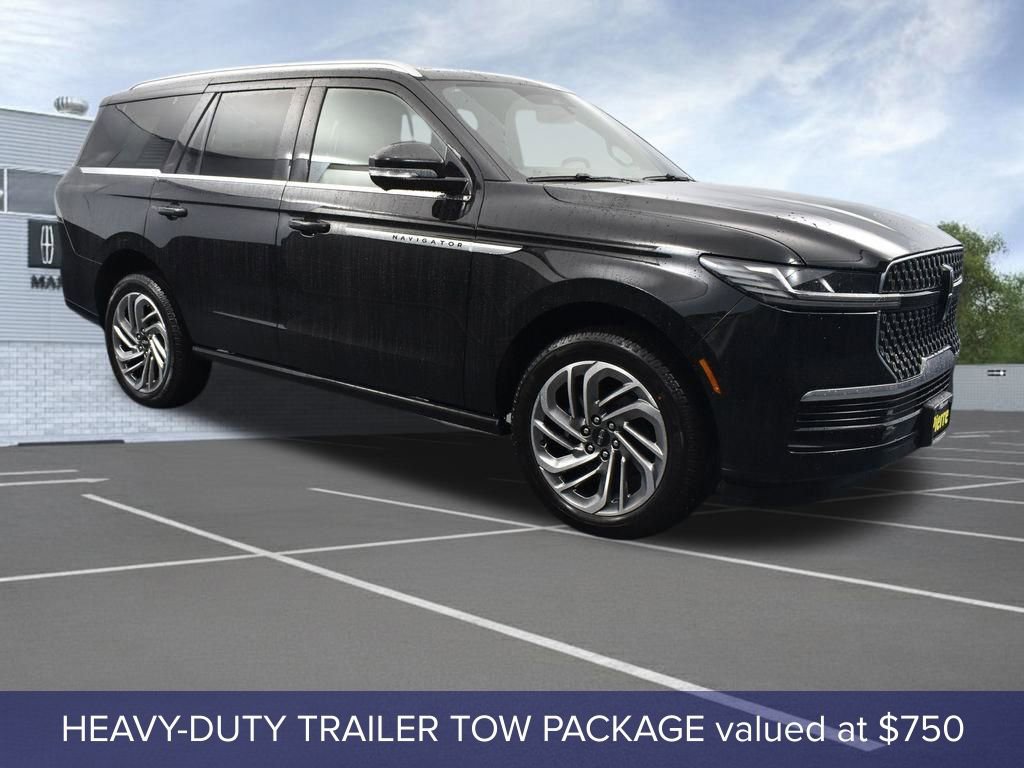 New 2025 Lincoln Navigator Reserve image 3