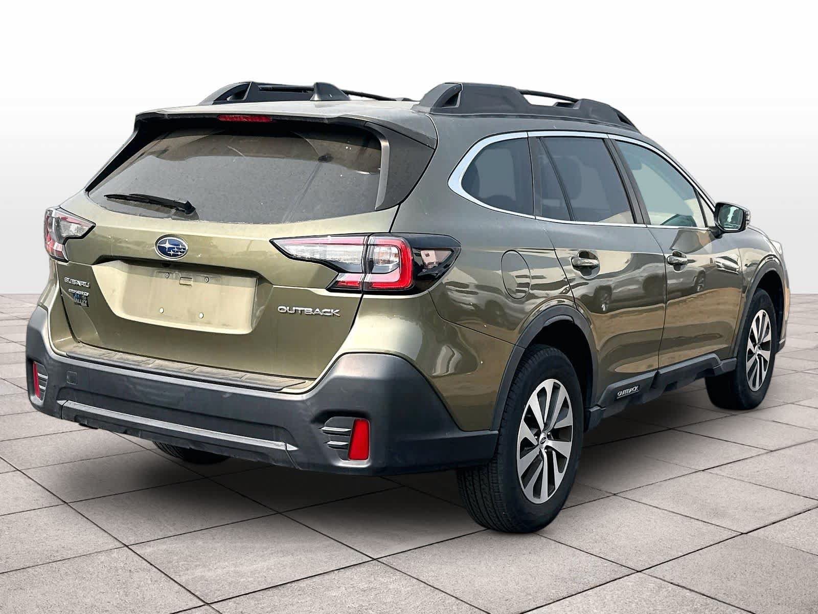 Used 2021 Subaru Outback Premium AWD/4WD image 9