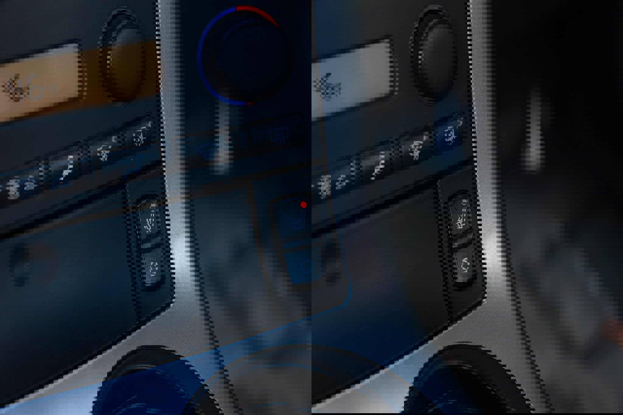 Used 2005 Chevrolet Corvette Convertible w/ Preferred Equipment Group image 36