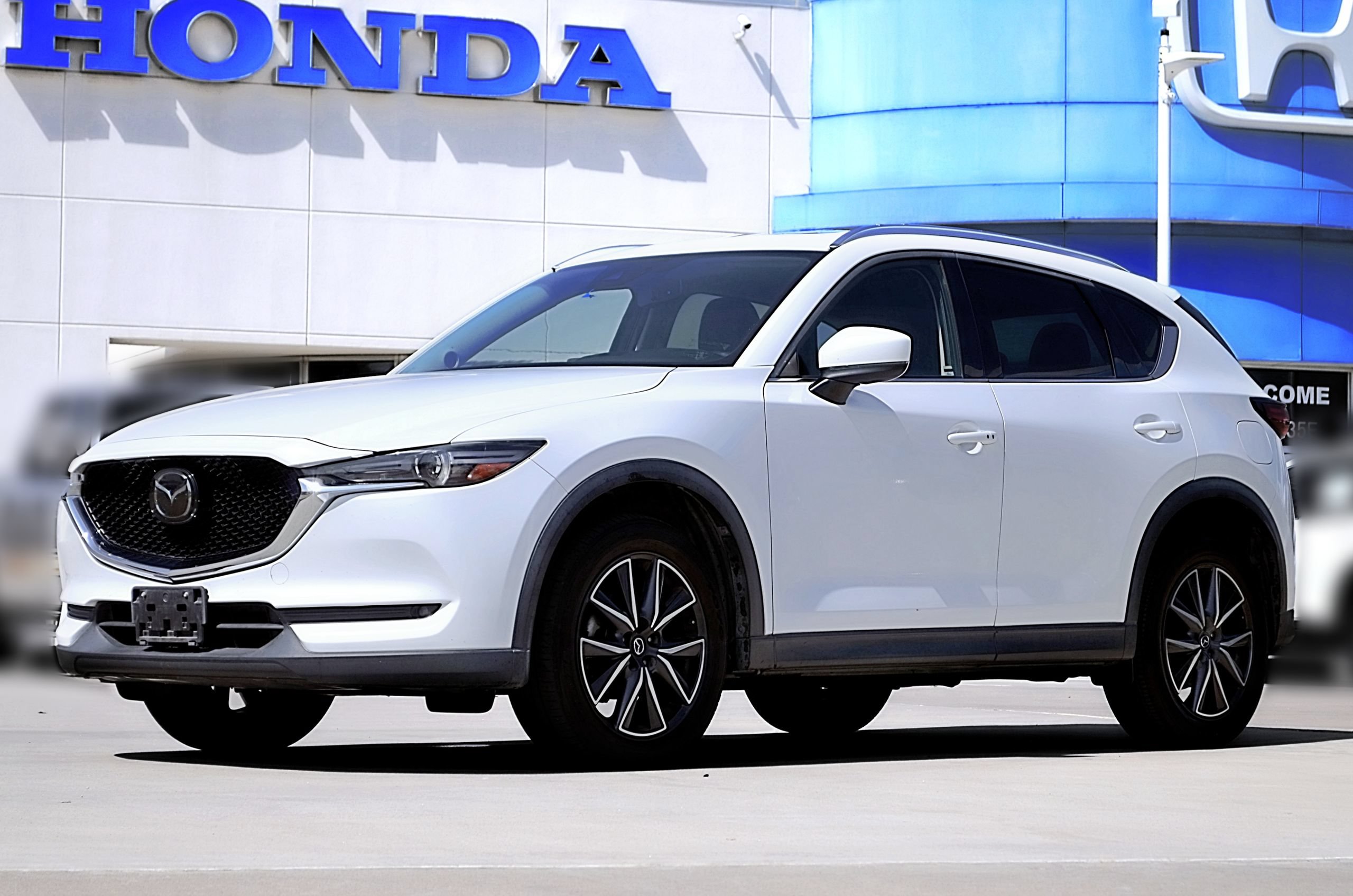 Used 2018 MAZDA CX-5 Grand Touring w/ Premium Package AWD/4WD image 1