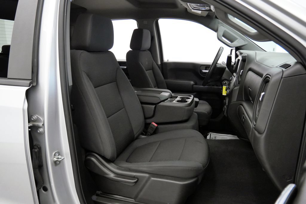 Used 2020 Chevrolet Silverado 1500 Custom w/ Custom Value Package AWD/4WD image 14