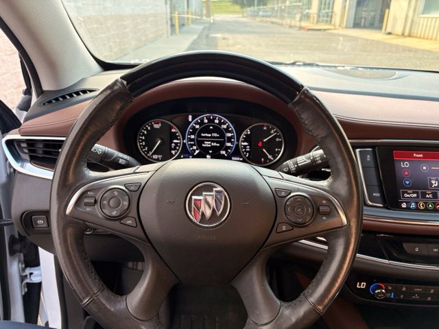 Used 2021 Buick Enclave Avenir w/ Avenir Technology Package FWD image 9