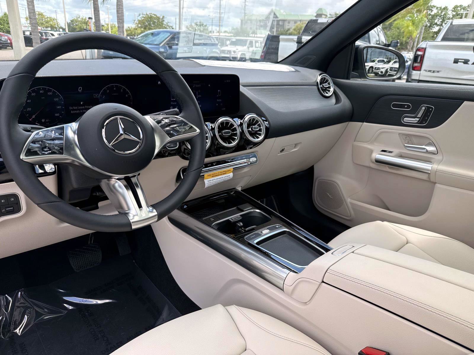 New 2026 Mercedes-Benz GLA 250 4MATIC image 16