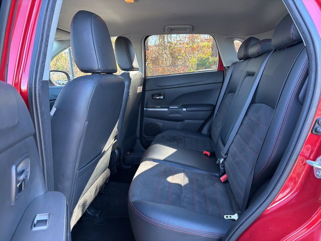 Used 2018 Mitsubishi Outlander Sport SE image 21