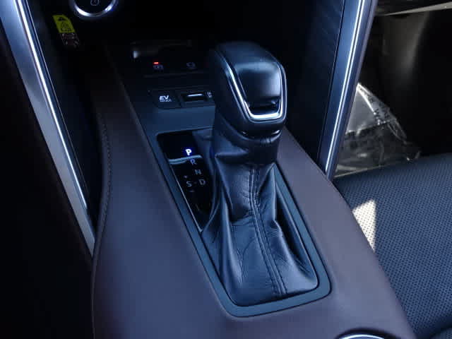 Certified 2023 Toyota Venza Limited AWD/4WD image 34