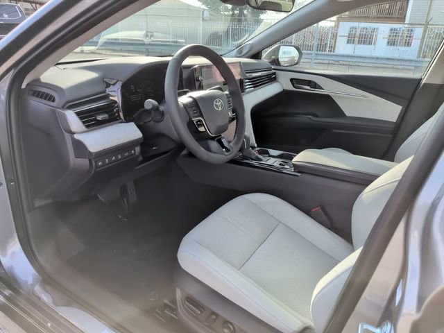Used 2026 Toyota Camry XLE w/ Premium Plus Package image 12