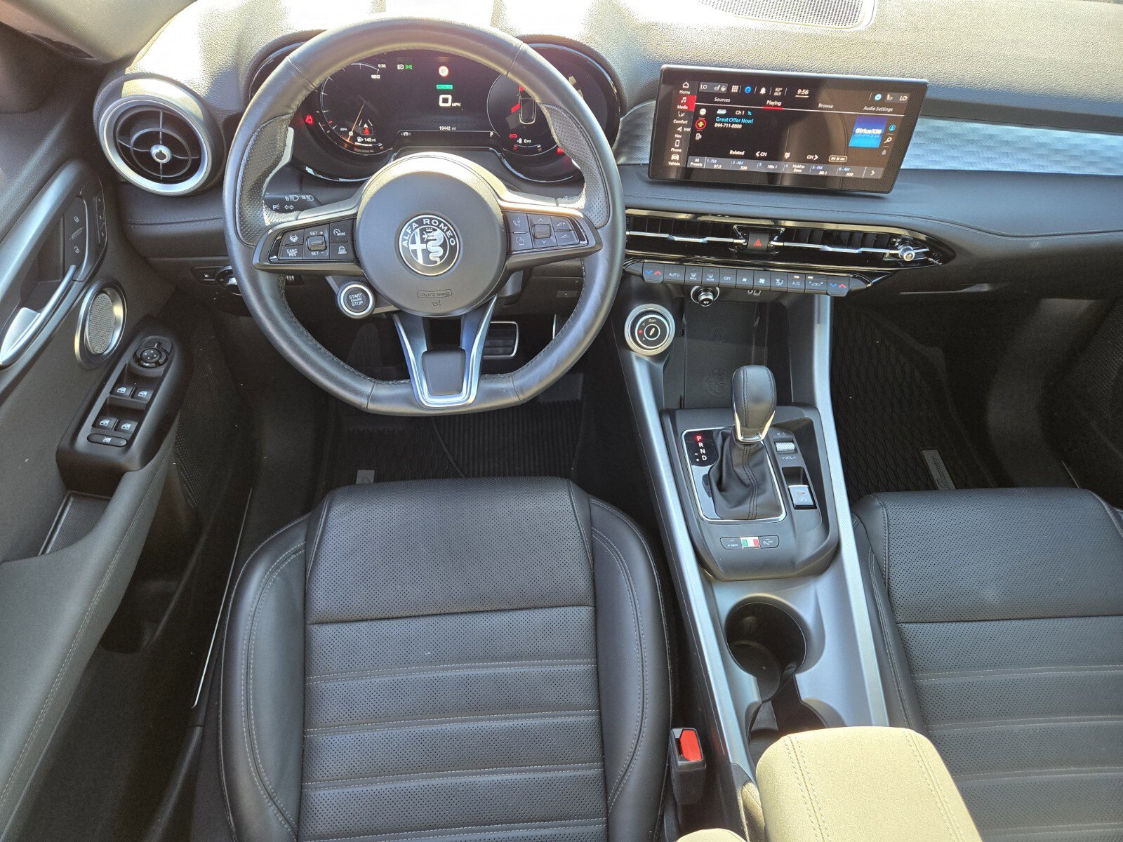 Used 2024 Alfa Romeo Tonale Veloce image 12