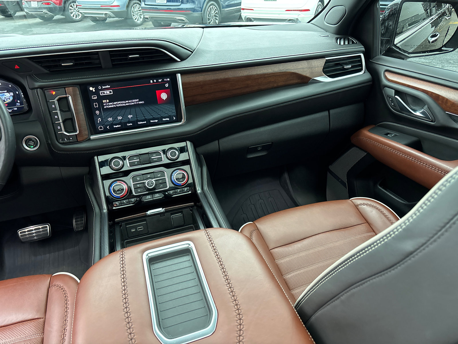 Used 2023 GMC Yukon Denali Ultimate image 31