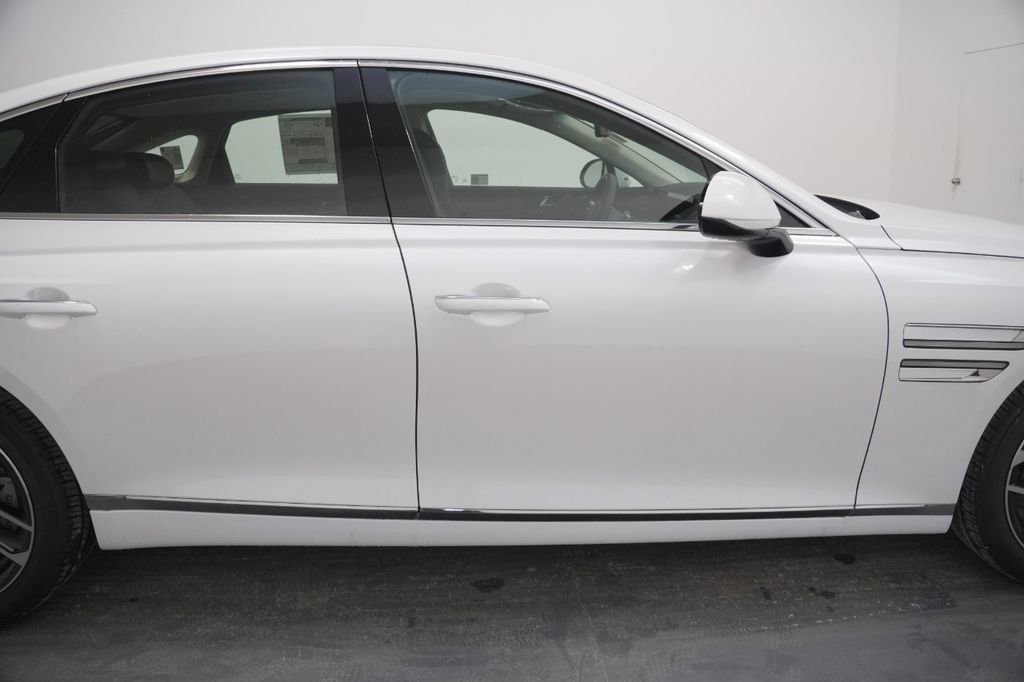 New 2025 Genesis G80 2.5T Advanced image 11