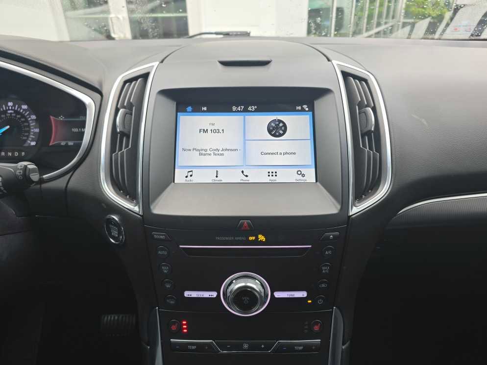 Used 2019 Ford Edge Titanium w/ Class II Trailer Tow Package image 12
