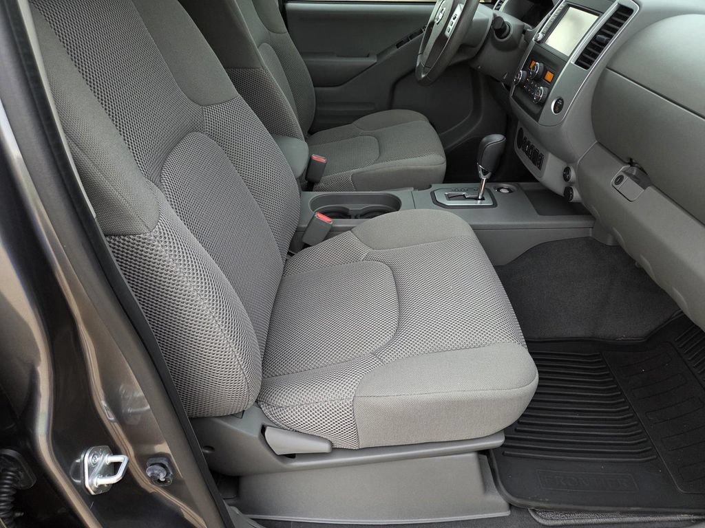 Used 2021 Nissan Frontier SV w/ Midnight Edition Floor Mats RWD image 29
