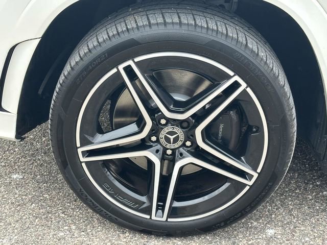 Used 2023 Mercedes-Benz GLS 450 4MATIC image 11