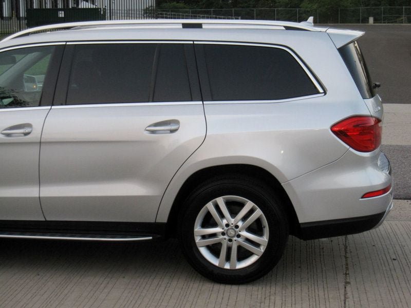 Used 2015 Mercedes-Benz GL 320 BlueTEC 4MATIC image 8