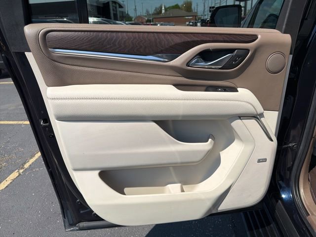 Used 2021 GMC Yukon XL Denali AWD/4WD image 13