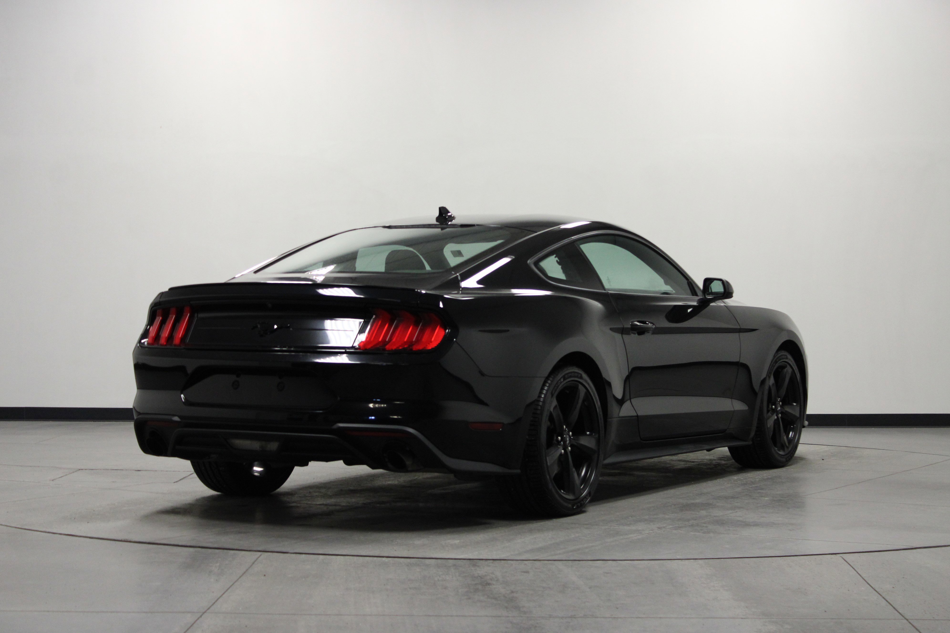 Used 2021 Ford Mustang Coupe w/ Black Accent Package image 4