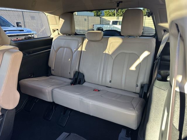 Used 2023 Ford Expedition Limited image 45