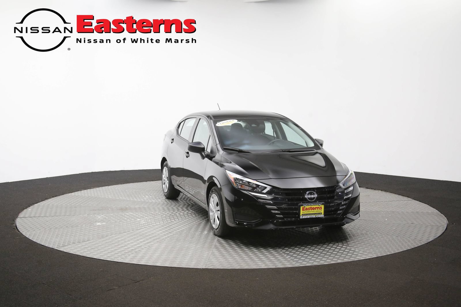 Used 2025 Nissan Versa S FWD image 49